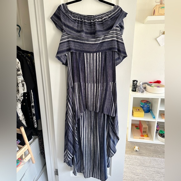 Intermix label High-low off the shoulder dress, black and white, size medium 6 - Picture 2 of 2